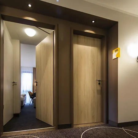 Suedstern 3* München